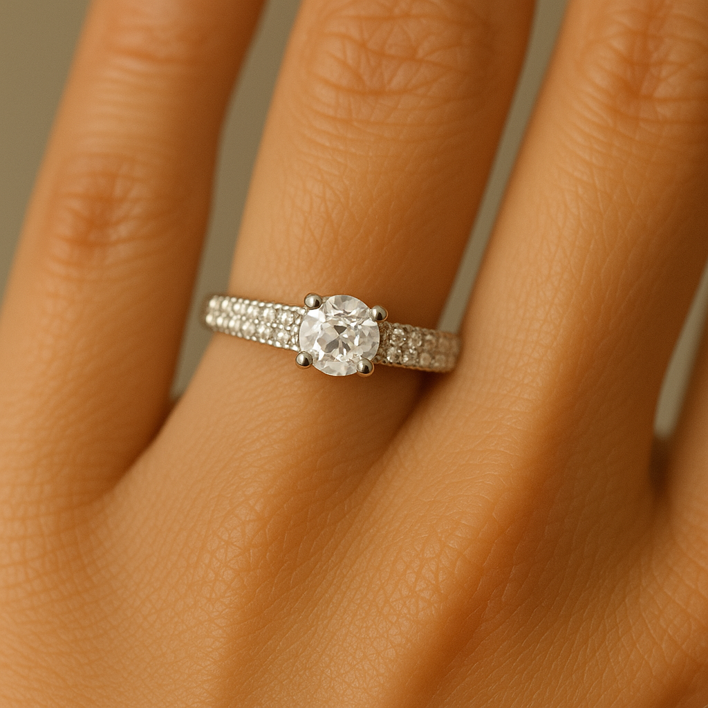 Anel prata 925 com pontos de luzes chuverinho